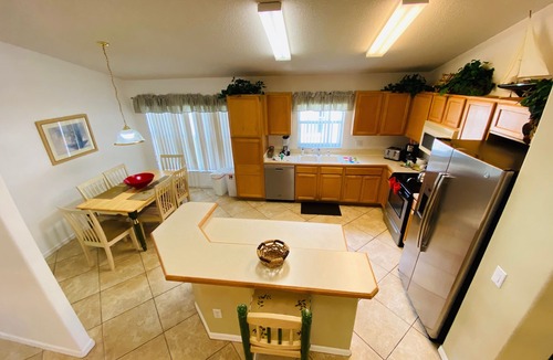 Bay Lake House | A Plus Vacation home 5 bed 4 bath in Indian Creek 3 miles to Disney