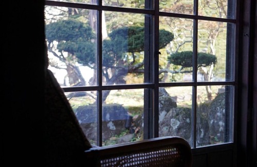 Chino House | A quaint space renovated from a 120yearold folk / Chino Nagano