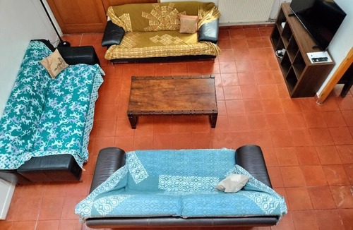 Aubervilliers House | A QUIET BUNGALOW IN THE HEART OF TOWN