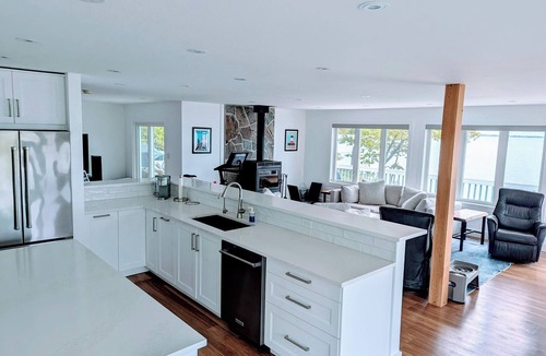 Carling Cottage | A Slice of Georgian Bay Paradise-30+ Day Private Retreat near Killbear Park