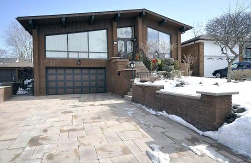 Humber Summit House | A Stunning Chalet Style Home