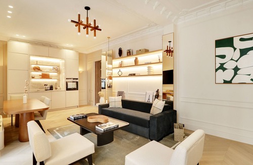 Les Halles Apartment | A Sumptuous 3BR/3BA with Services - Louvre Rivoli I