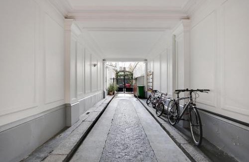 Notre-Dame-des-Champs Apartment | A Sweet Studio in Montparnasse - Boulevard du Montparnasse