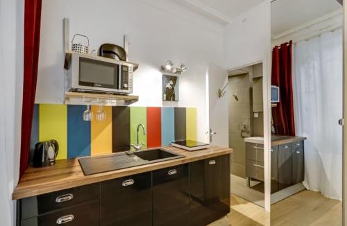 Notre-Dame-des-Champs Apartment | A Sweet Studio in Montparnasse - Boulevard du Montparnasse