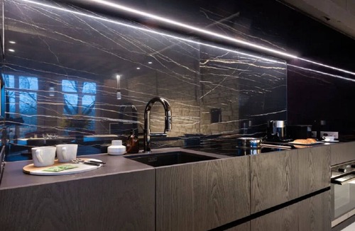 Les Iles Apartment | A timeless beauty in Paris-Quai de Bourbon!