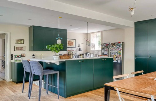 Vaucresson House | A TRADTIONAL FRENCH COUNTRYSIDE BUNGALOW NEAR PARIS & VERSAILLES