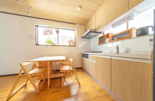 Higashiikebukuro House | A unique cozy townhouse for 5 guests in peaceful Toshima City with AC