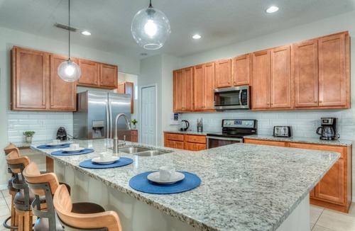 Bellavida House | A2 Amazing and near Disney BellaVida Home with 6 Bedrooms