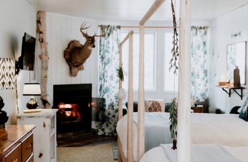 Strong Other | Accommodation ∙ 1 bedroom ∙ 4 guests