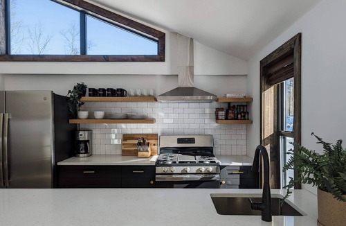 Cairo House | Acorn Lodge - Luxury Cabin, Catskills