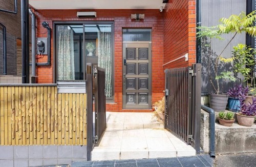 Higashiikebukuro House | Adorable 3-bedroom bungalow with AC in charming Toshima City close to Ikebukuro