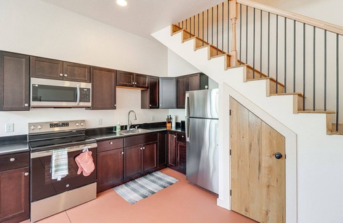 Bisbee Cottage | Adorable Modern Cottage on Quiet Part of Main Street in Downtown Bisbee, Az!