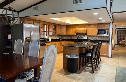 Fedhaven House | Adorable Waterfront Cabin on Lake Walk In Water with a Giant Deep Fishing Dock