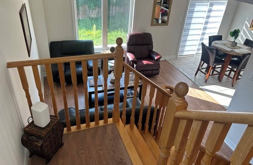 Brampton House | Affordable Luxury: Entire Private 2 Story House in GTA