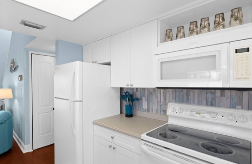 The Dunes House | 🏝️After Dune Delight - Walk to Beach - Bikes + Patio + No Periwinkle Gridlock!