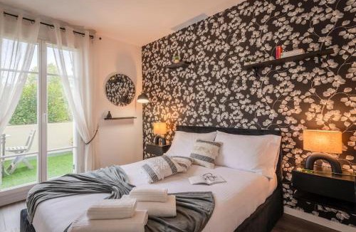 Magny-le-Hongre Apartment | Agapé by Kleidos -Disney à 10min, T2 , 4P, Parking gratuit et terrasse