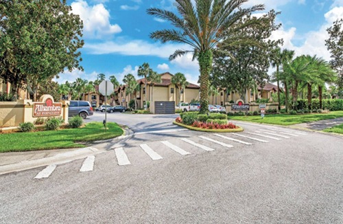 Solivita Condo | Alhambra at Poinciana Hotel Unit Saturday Check-In