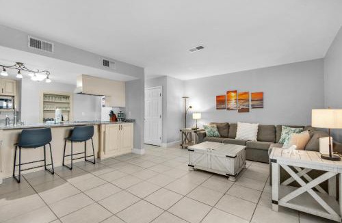 Fort Walton Beach House | All Decked Out