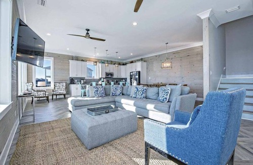 Fort Morgan Hotel | All Ours 7 bedrooms Gulf-Front Luxury Private Pool Sleeps 24 Prickett Properties