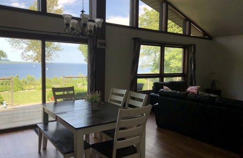 Georgian Bluffs Cottage | All season spectacular water view cottage overlooking Georgian Bay.
