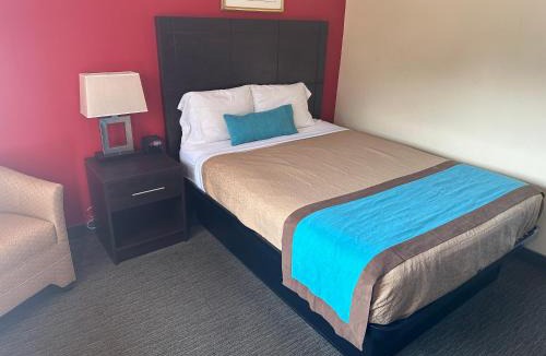 Port Elgin Hotel | All Seasons Motel