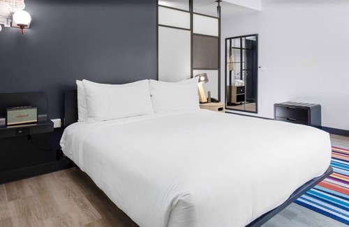 Florida Central Atlantic Coast Hotel | Aloft Orlando Lake Buena Vista