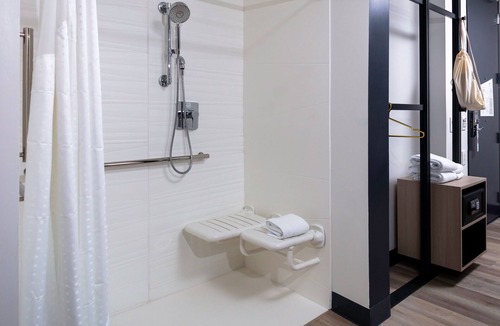 Florida Central Atlantic Coast Hotel | Aloft Orlando Lake Buena Vista