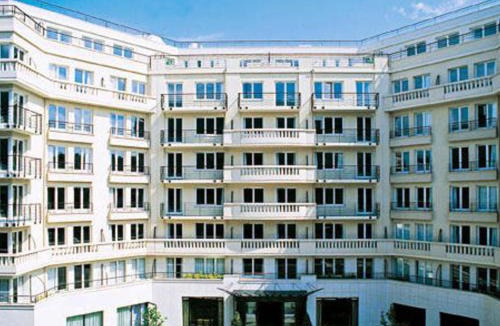 Issy-les-Moulineaux Apartment | ALTAMIRA (Paris Expo - Porte de Versailles)