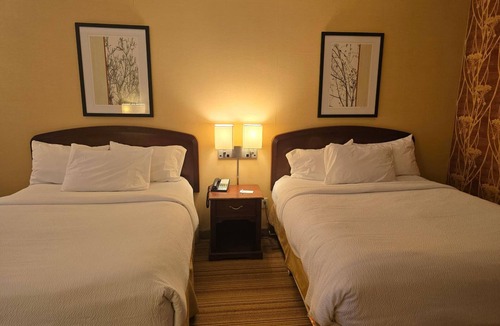Altoona Hotel | Altoona Adventure Nights | Scenic Parks, Historic Sites & Hiking Access