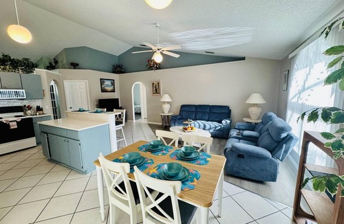 Sunridge Woods House | Amazing 3/2 vacation home with private pool!