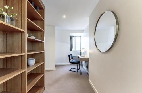 Faubourg-du-Roule Apartment | Amazing Apartment 4Bedrooms Champs Elysées
