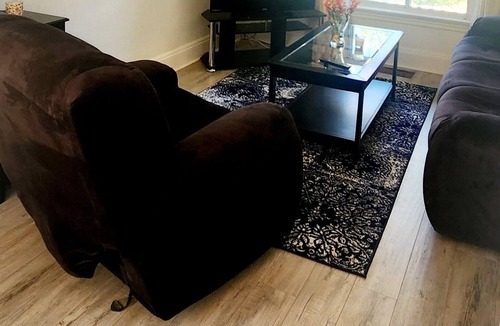 Davisville House | Amazing Cozy Vintage