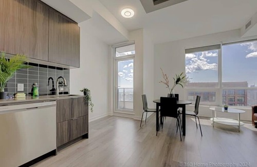 Church and Wellesley Apartment | Amazing Furnished 1 Bedroom 5406