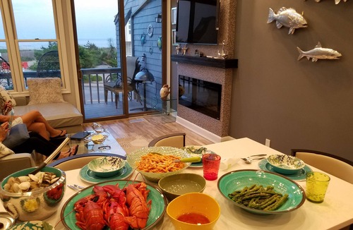 Montauk Condo | Amazing Location 2-bedroom Townhouse - Sleeps 8