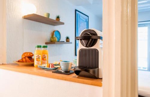 Les Halles Apartment | Amazing studio on the most prestigious street