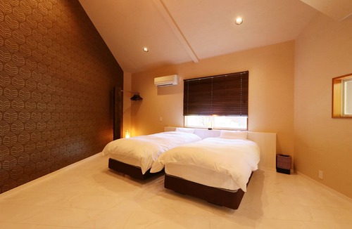 Yatsu House | Amis Droles LIBERTY RESORT