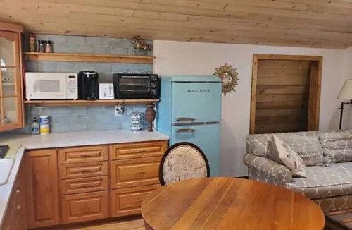 Burlington House | Animal Lovers Dream! Barn Loft stay in Burlington complete with Highland Cows