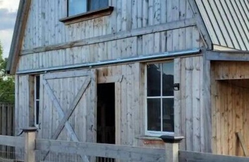 Burlington House | Animal Lovers Dream! Barn Loft stay in Burlington complete with Highland Cows