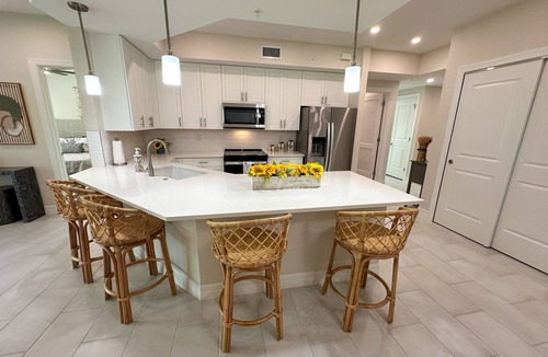 Naples Condo | Antilles Naples - Spacious Yard 3BR 2BA