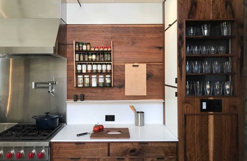 Kingston House | Antique Uptown Charmer w/Five-Star Modern Kitchen