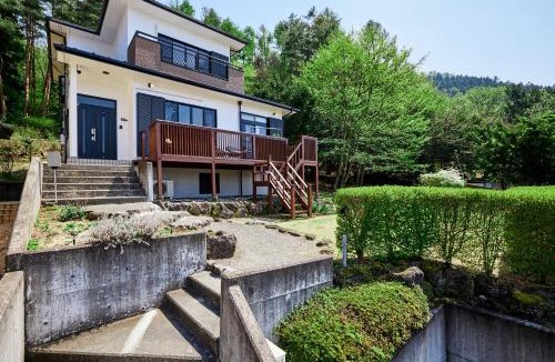 Azagawa House | AOKI 富士河口湖眺望 BBQ, ok 貸切大型別荘