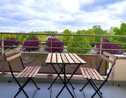 Montevrain Apartment | Apartment ∙ 1 bedroom ∙ 4 guests