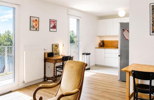 Aubervilliers Apartment | Apartment 2 bedrooms with balcony