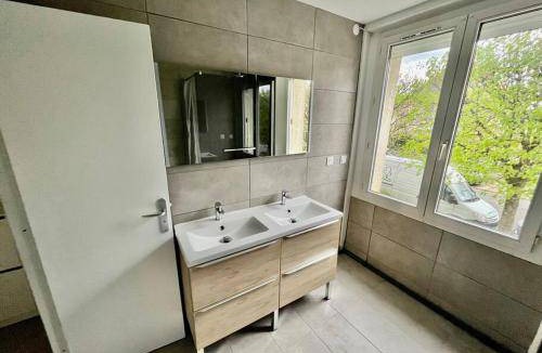 Vaires-sur-Marne Apartment | Apartment ∙ 2 bedrooms ∙ 6 guests