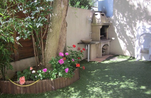 Saint-Maur-des-Fosses House | Apartment in House with garden