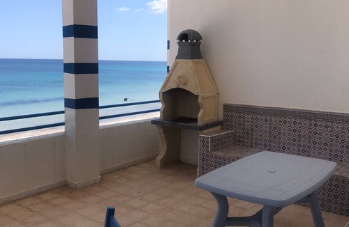 Mansoura Apartment | Apartment In Kelibia With Parking, Pet Friendly, Internet