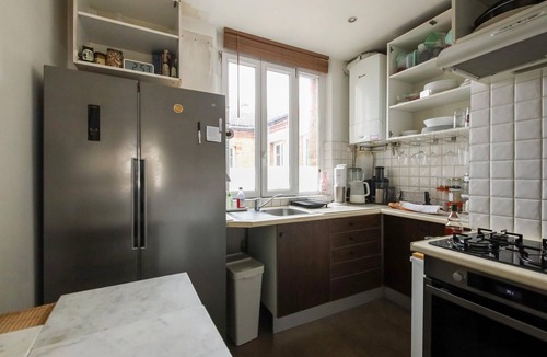 Clichy Apartment | Apartment in Paris near Line 14 Metro