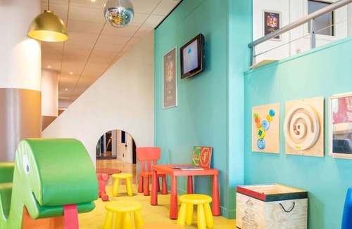 Serris Apartment | Apartment near Disneyland, Val d'Europe, Paris with shuttle #1