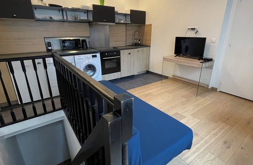 Val-de-Grace Apartment | Apartment near the tourist street Mouffetard