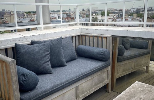 Saint-Victor Apartment | Apartment overlooking Paris